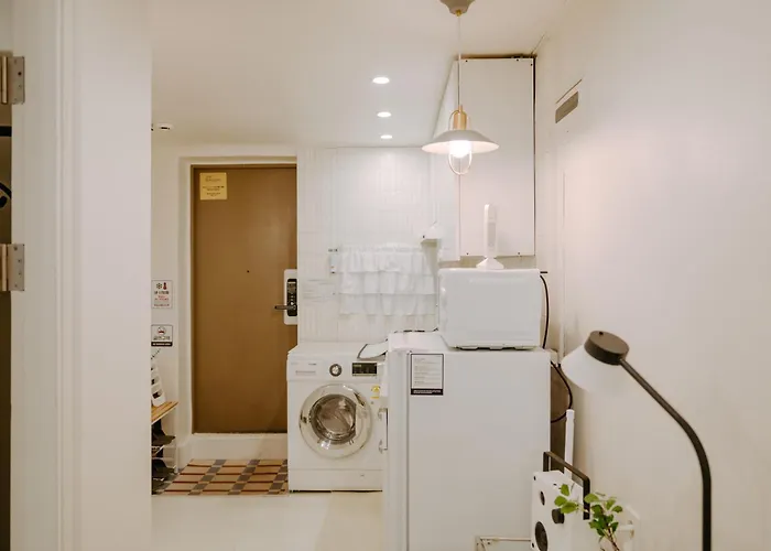 Appartamento Hongik Univ Station Yeonnam Cozy Airport Railroad 2 Queen Beds *